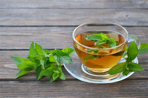 What Does Peppermint Tea Taste Like? And Why Does It Feel Like a Winter Morning in July?