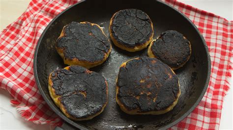 Why Do I Like Burnt Food: A Symphony of Charred Delights and Existential Musings